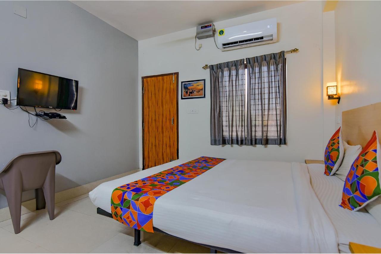 Hotel Fabexpress Crystal 3*