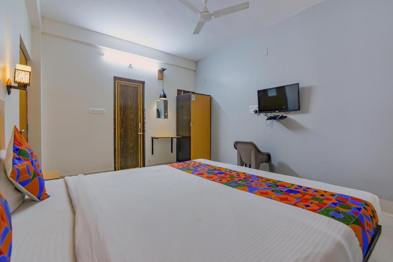 Hotel Fabexpress Crystal
