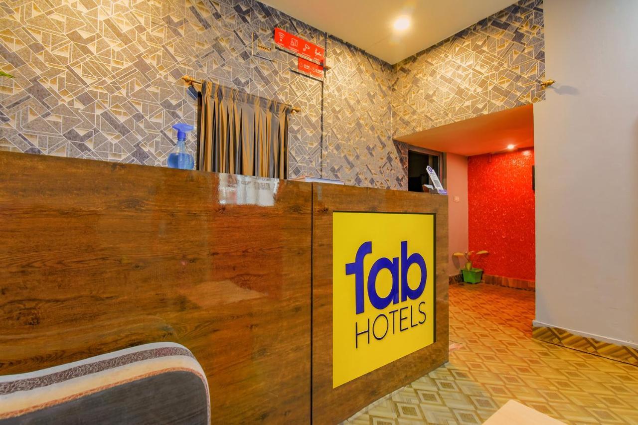 Fabexpress Crystal Hotel